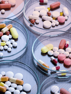 Diffamation liée à des médicaments : peut-on mettre fin à la propagation de la mésinformation?